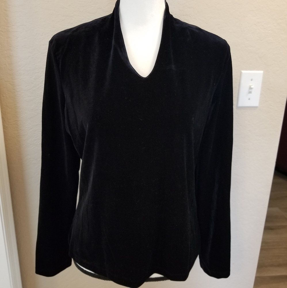 Black Velvet Long Sleeve Top, Med, NWT